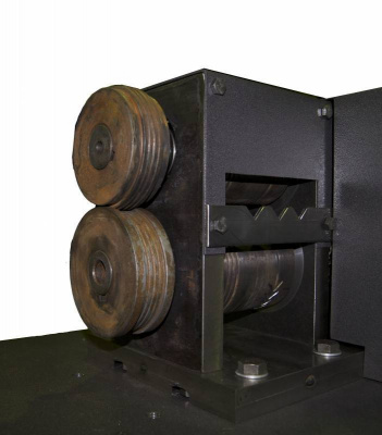 Универсальный станок для ковки Кузнец